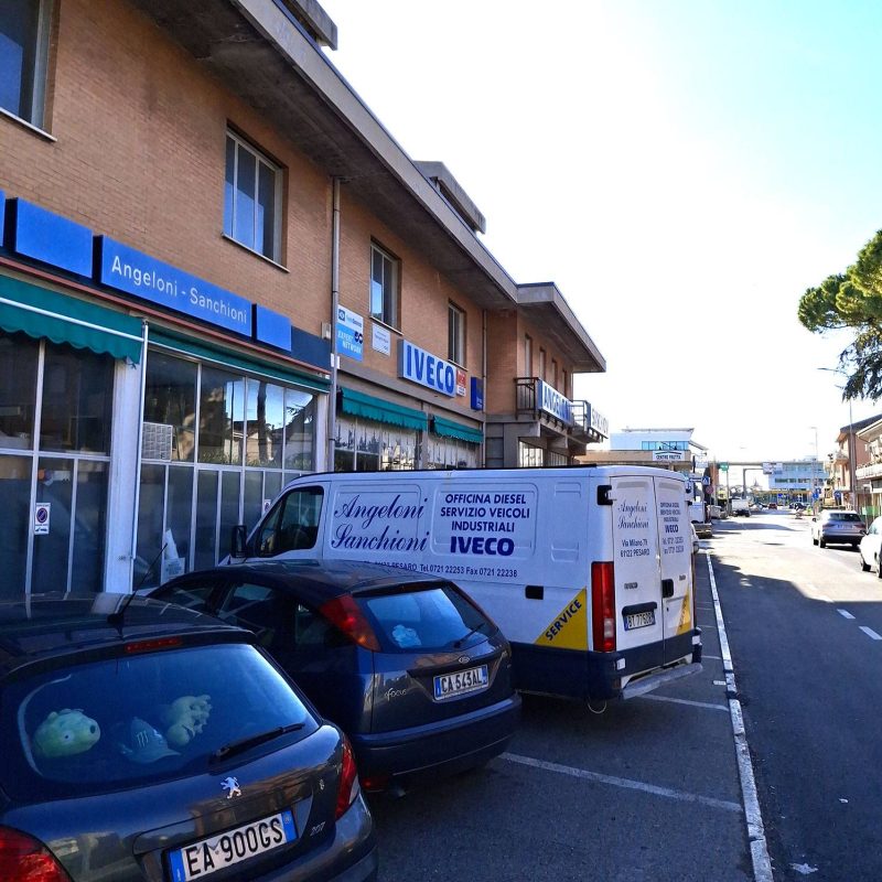 Angeloni Sanchioni - Officina autorizzata IVECO - 07